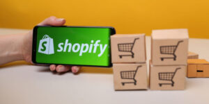 Why is Shopify Popular in e-commerce? Main Reasons
