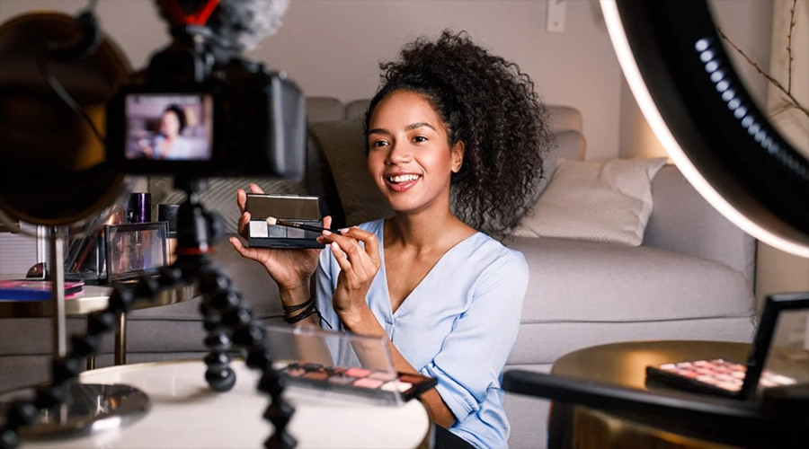Builds Relationships with Local Influencers