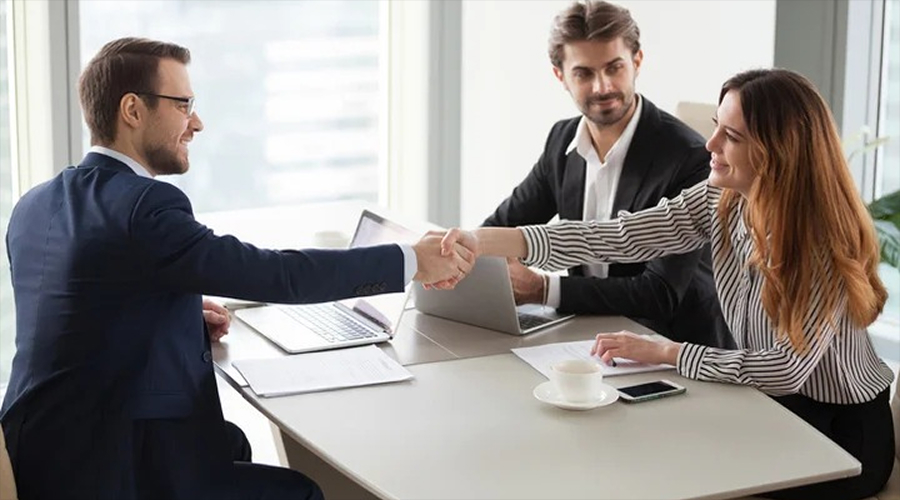 Comparing Flexibility and Client Involvement in Both Models