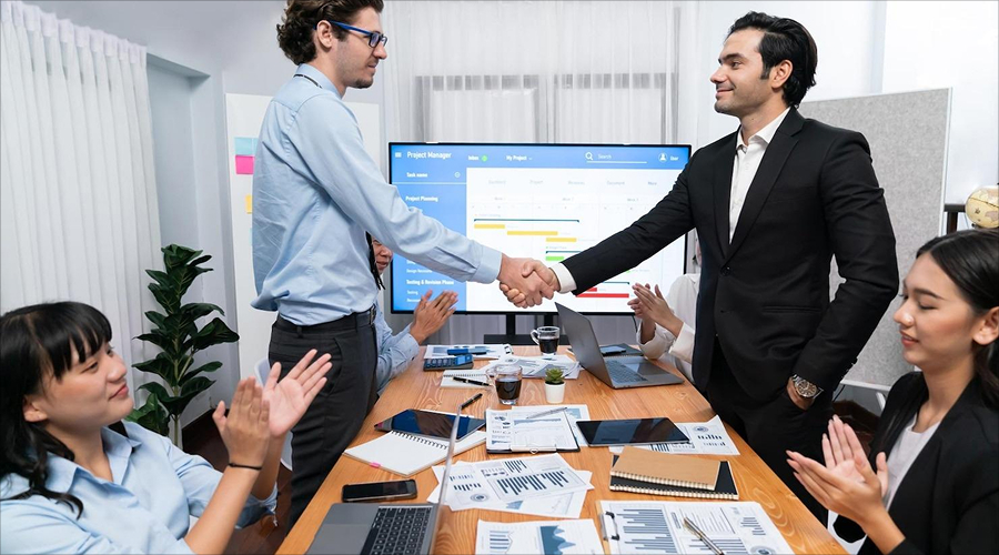 Selecting Your Ideal Outsourcing Partner - WeeTech Solution Pvt Ltd Selecting Your Ideal Outsourcing Partner