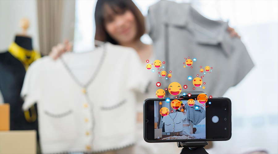 Influencer Marketing